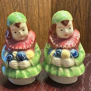VTG Ceramic Girl Salt and Pepper Shakers, Japan product, from approx 1947-1952